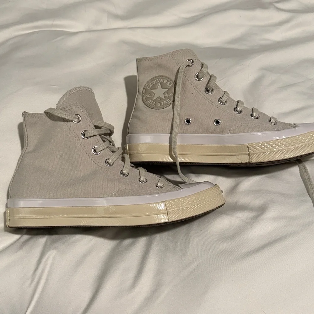 Chuck 70 Hi - Picture 2 of 4